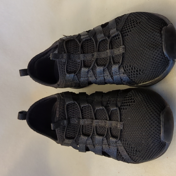 Skechers Sneakers - Picture 1 of 8